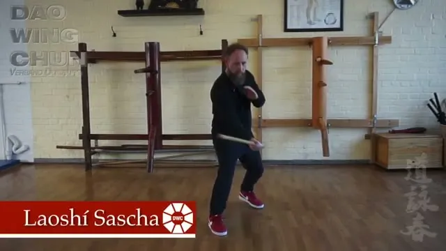 Standbild aus dem Video zum Stock-Aufwärmen, erster Teil